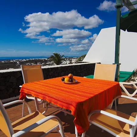 Grosses Mit Meerblick Auf Lanzarote * Tías